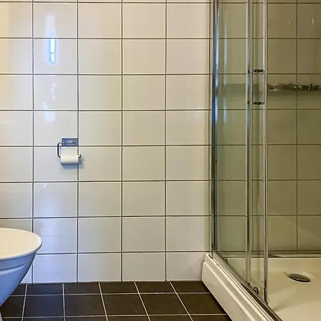 Amazing In With Jacuzzi *