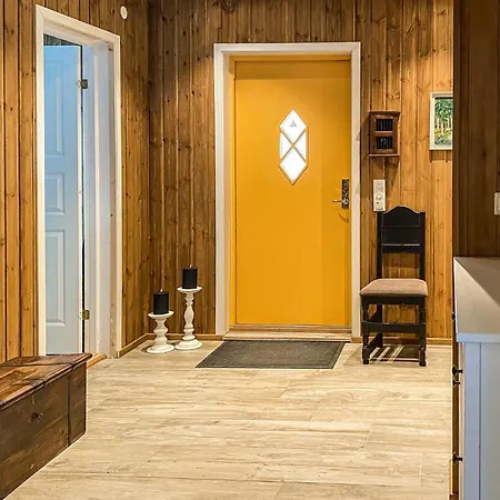 Amazing In With Jacuzzi Holiday home *